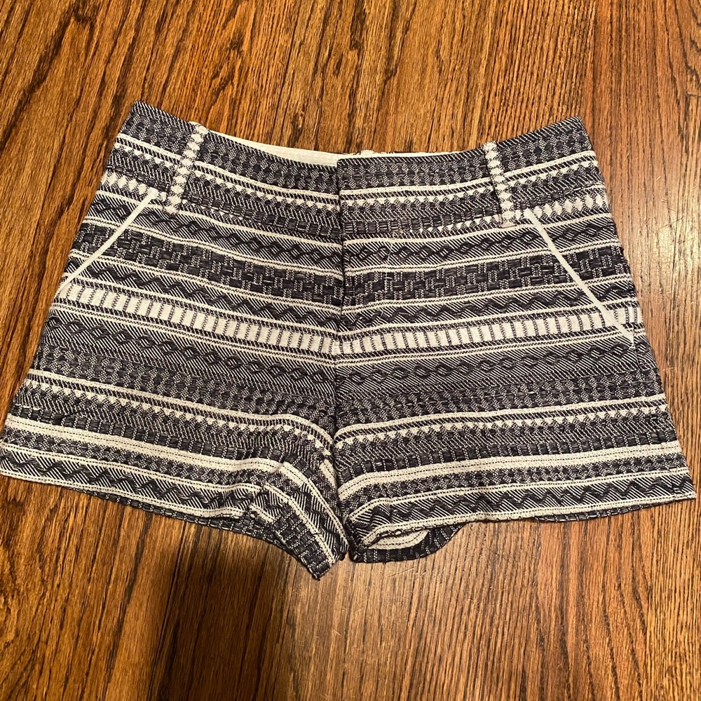 Alice & Olivia caddy shorts size 0 - Picture 2 of 6